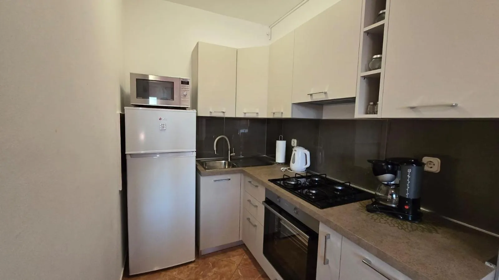 Studio Apartment Ljubica For 2 Persons 150M From The Beach Poreč