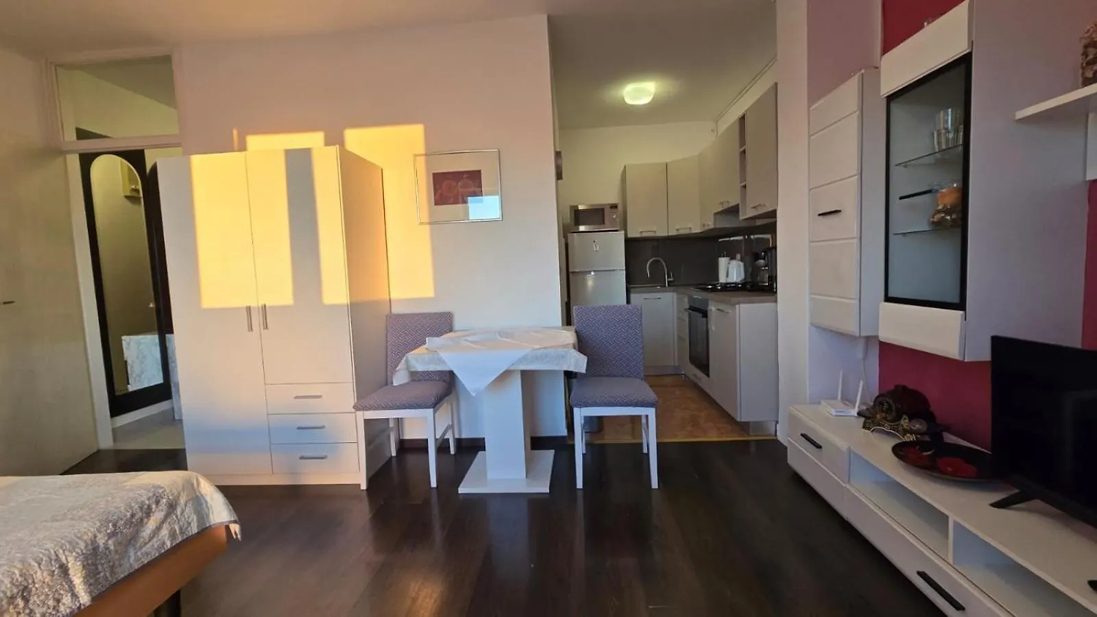 Studio Apartment Ljubica For 2 Persons 150M From The Beach Poreč